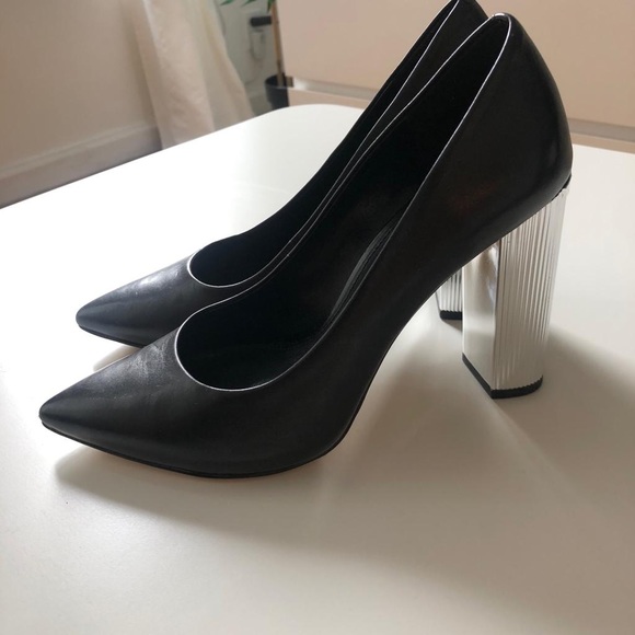Michael Kors Shoes - 🌟Sale! Michael Kors pointy toe silver tone heel.